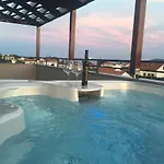 Lägenhet 3 With The Private Jacuzzi *