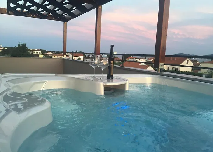 Apartament 3 With The Private Jacuzzi *